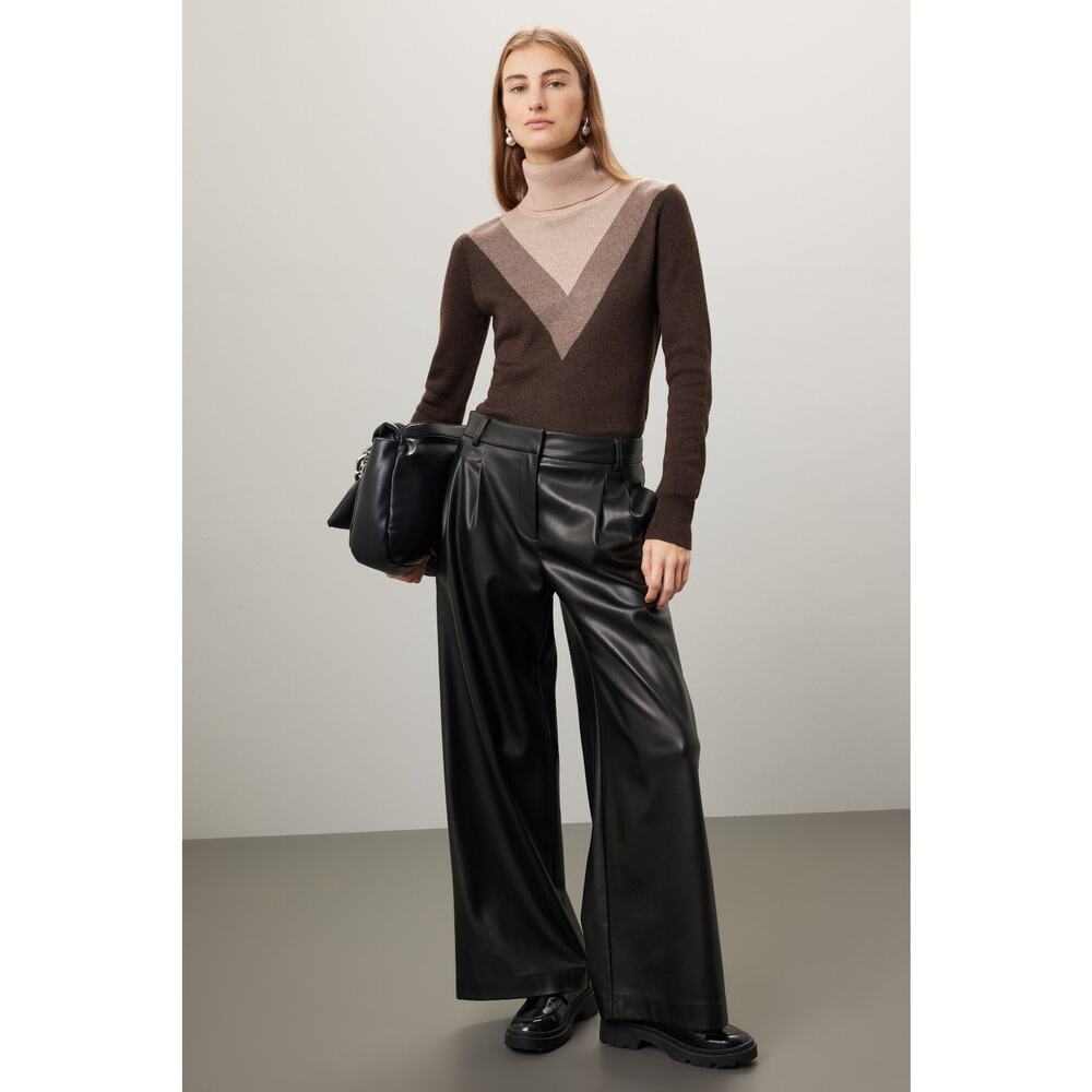 Saunders Black Faux Leather Wide Leg Pleated Front Pants Size 10